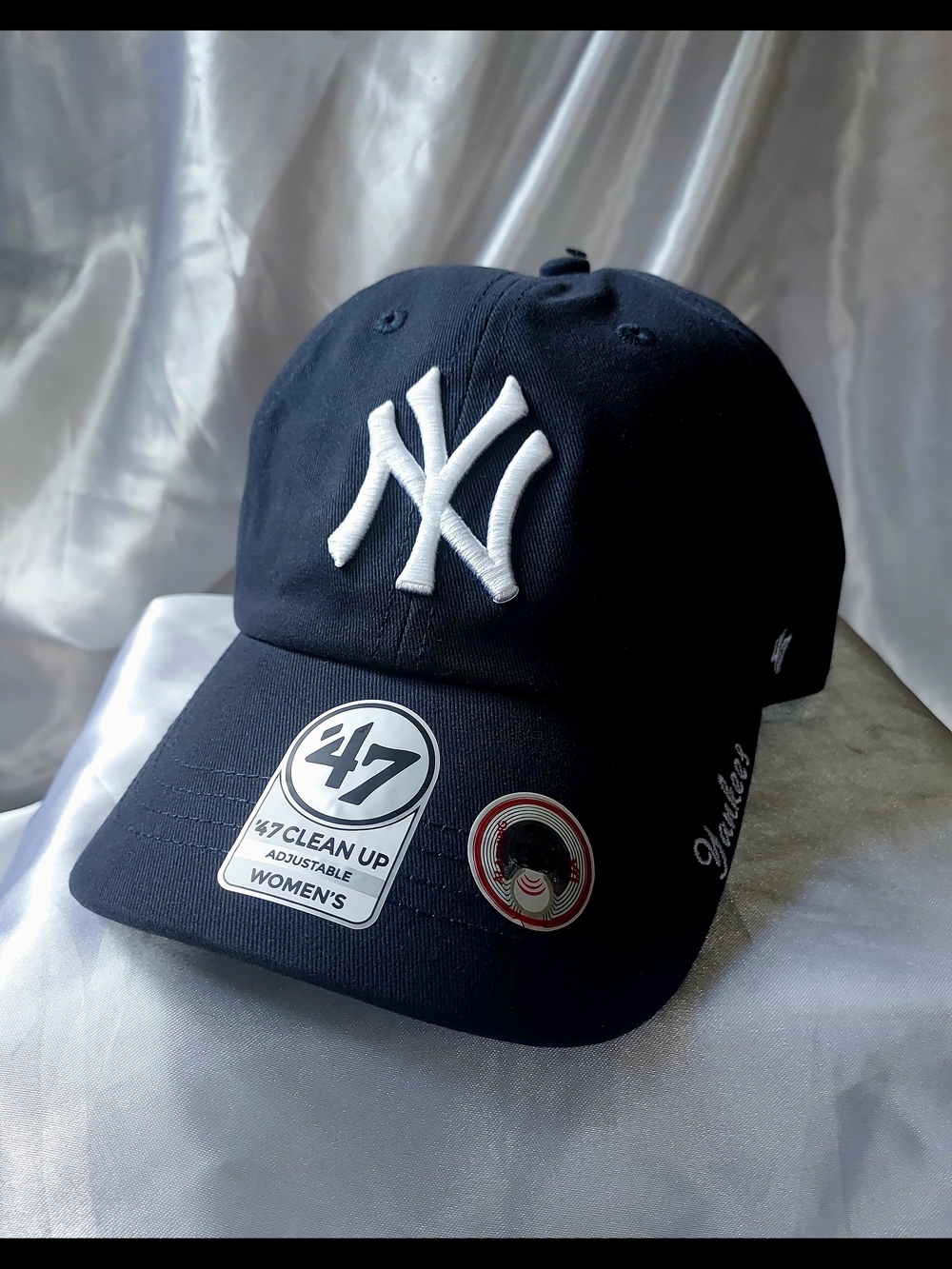 '47 Women's New York Yankees Cap with White NY Logo